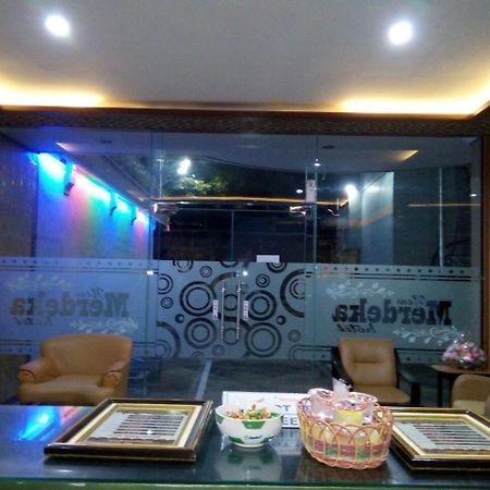 Jembel New Merdeka Hotel מראה חיצוני תמונה