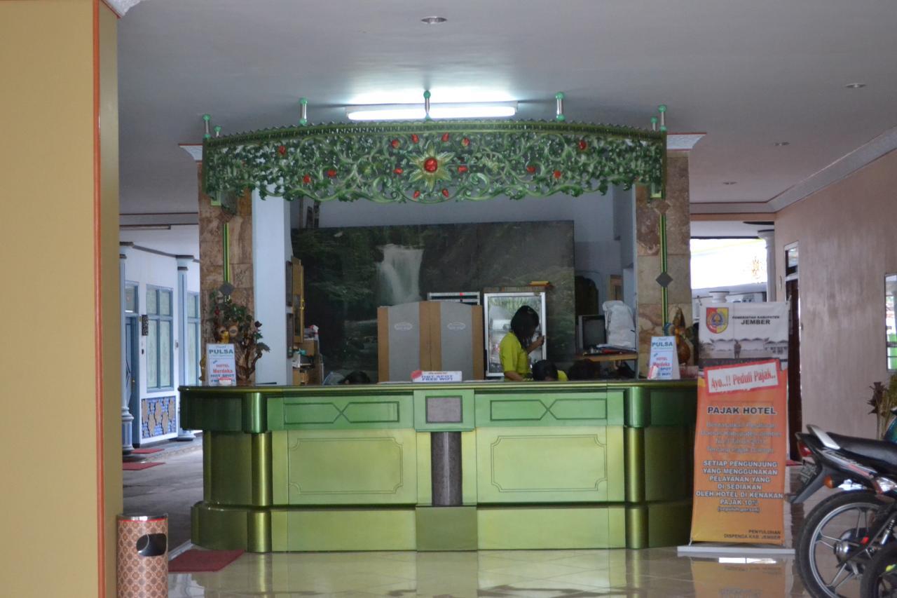 Jembel New Merdeka Hotel מראה חיצוני תמונה