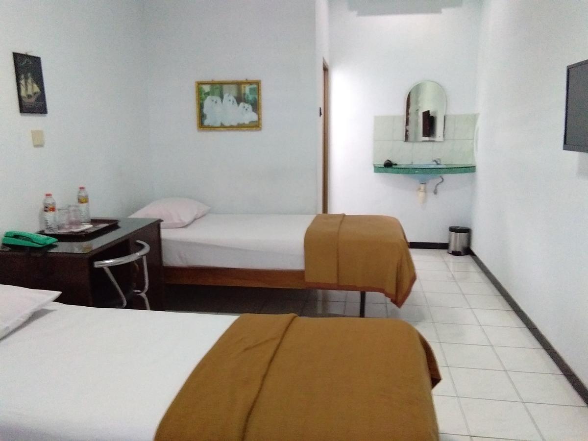 Jembel New Merdeka Hotel מראה חיצוני תמונה