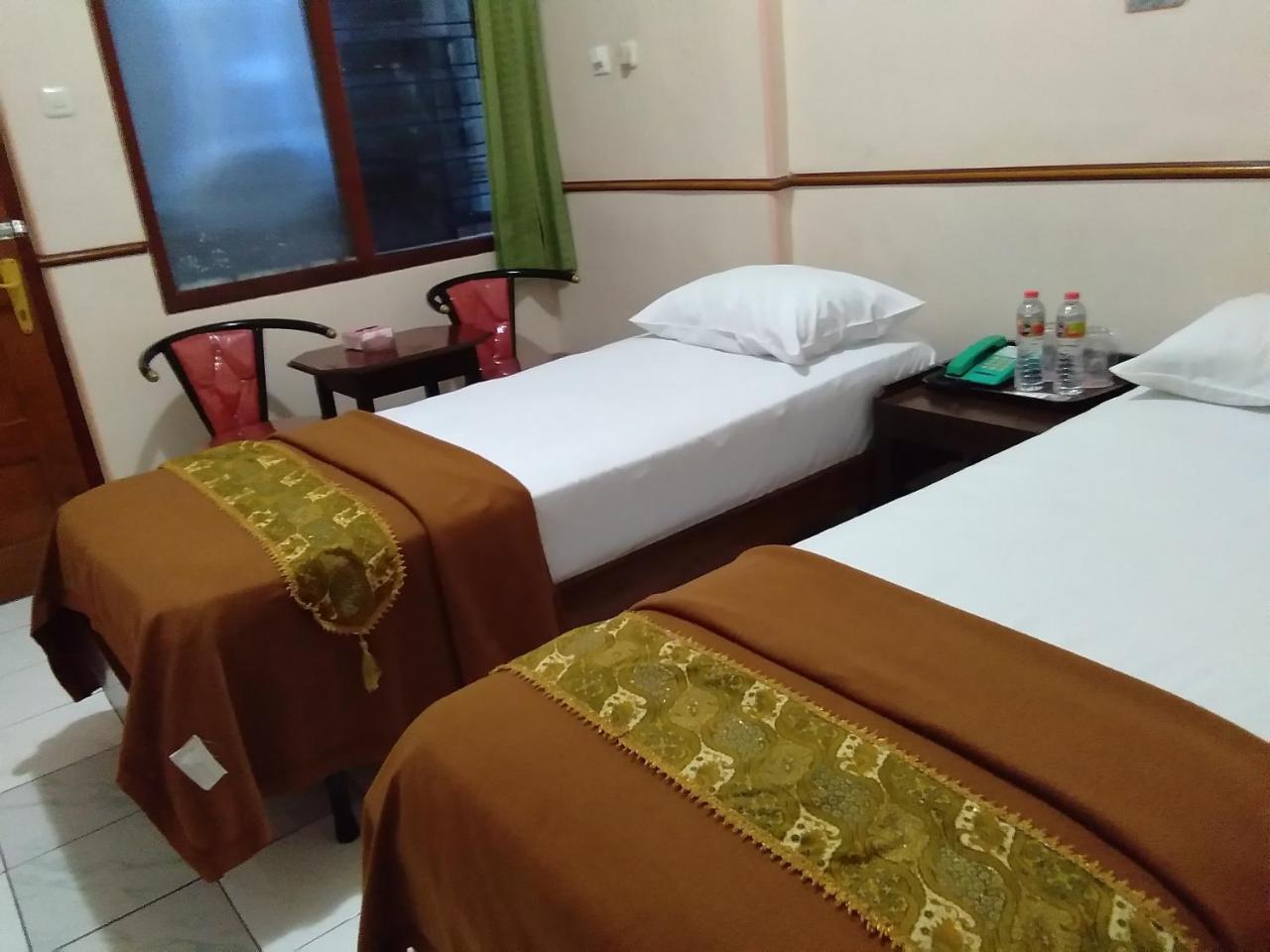 Jembel New Merdeka Hotel מראה חיצוני תמונה