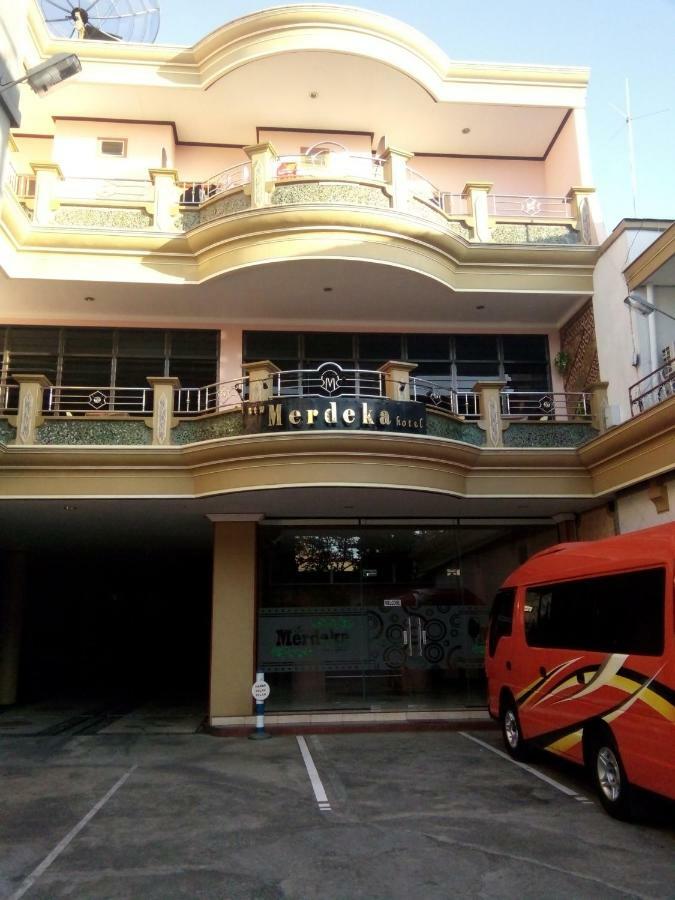 Jembel New Merdeka Hotel מראה חיצוני תמונה